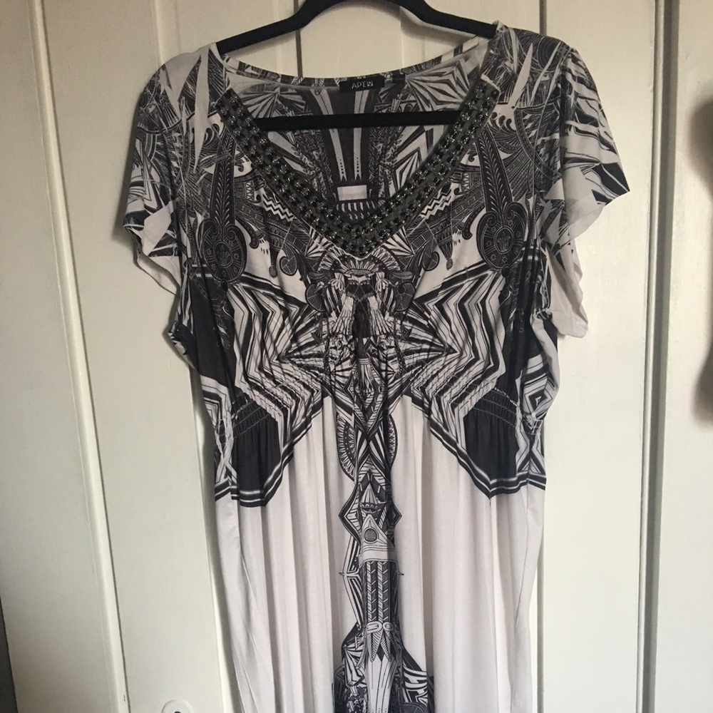 B&W distressed Art Deco beaded dress // Size XL